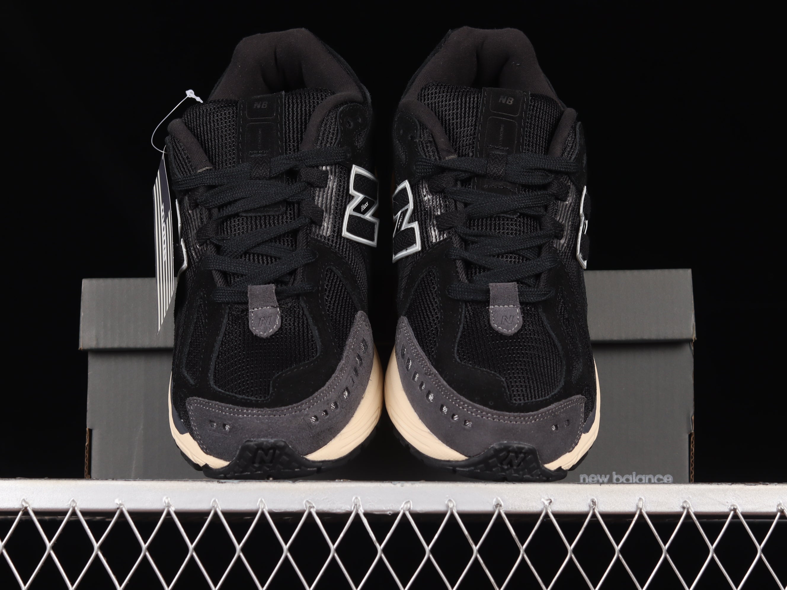 New Balance 1906R - Black Taupe