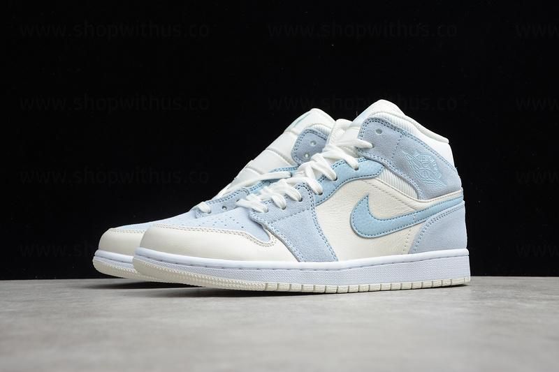 WMNS Air Jordan 1 AJ1 Mid SE - Light blue