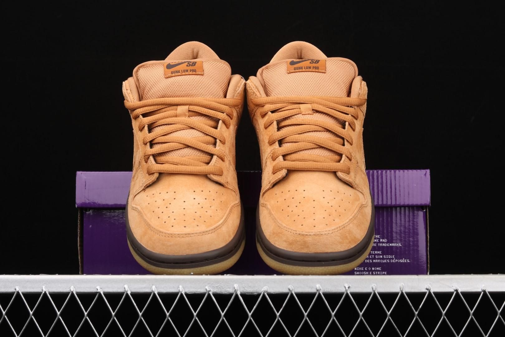 NikeUnisex SB Dunk Low - Wheat