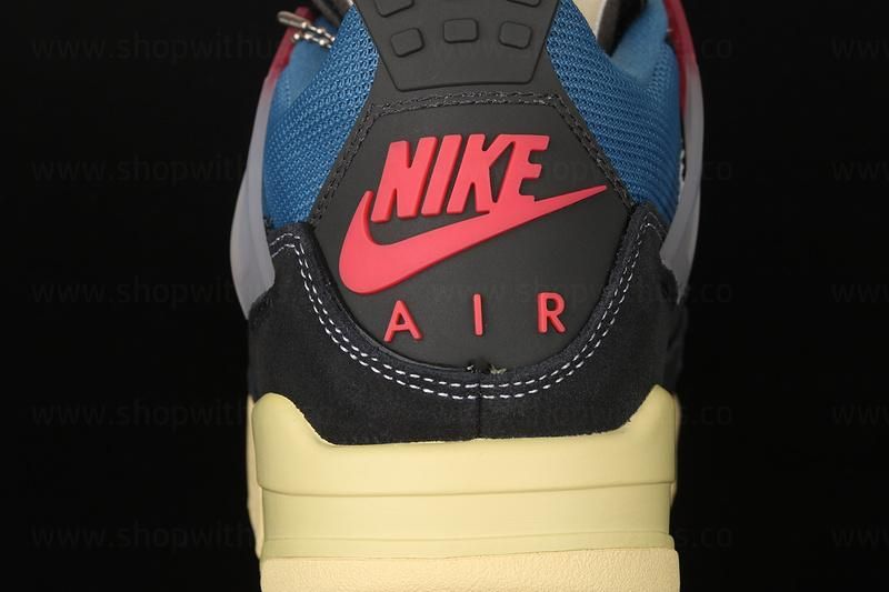 WMNS Union LA x Air Jordan 4 AJ4 Retro - Off Noir
