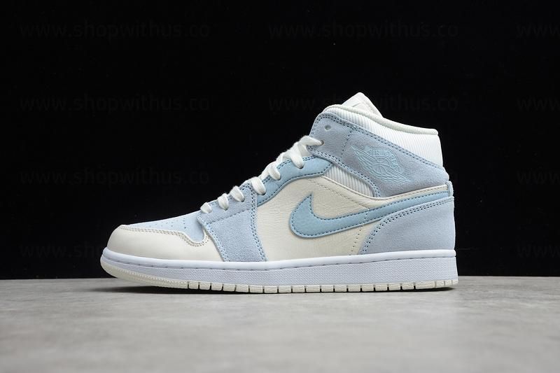 WMNS Air Jordan 1 AJ1 Mid SE Light blue