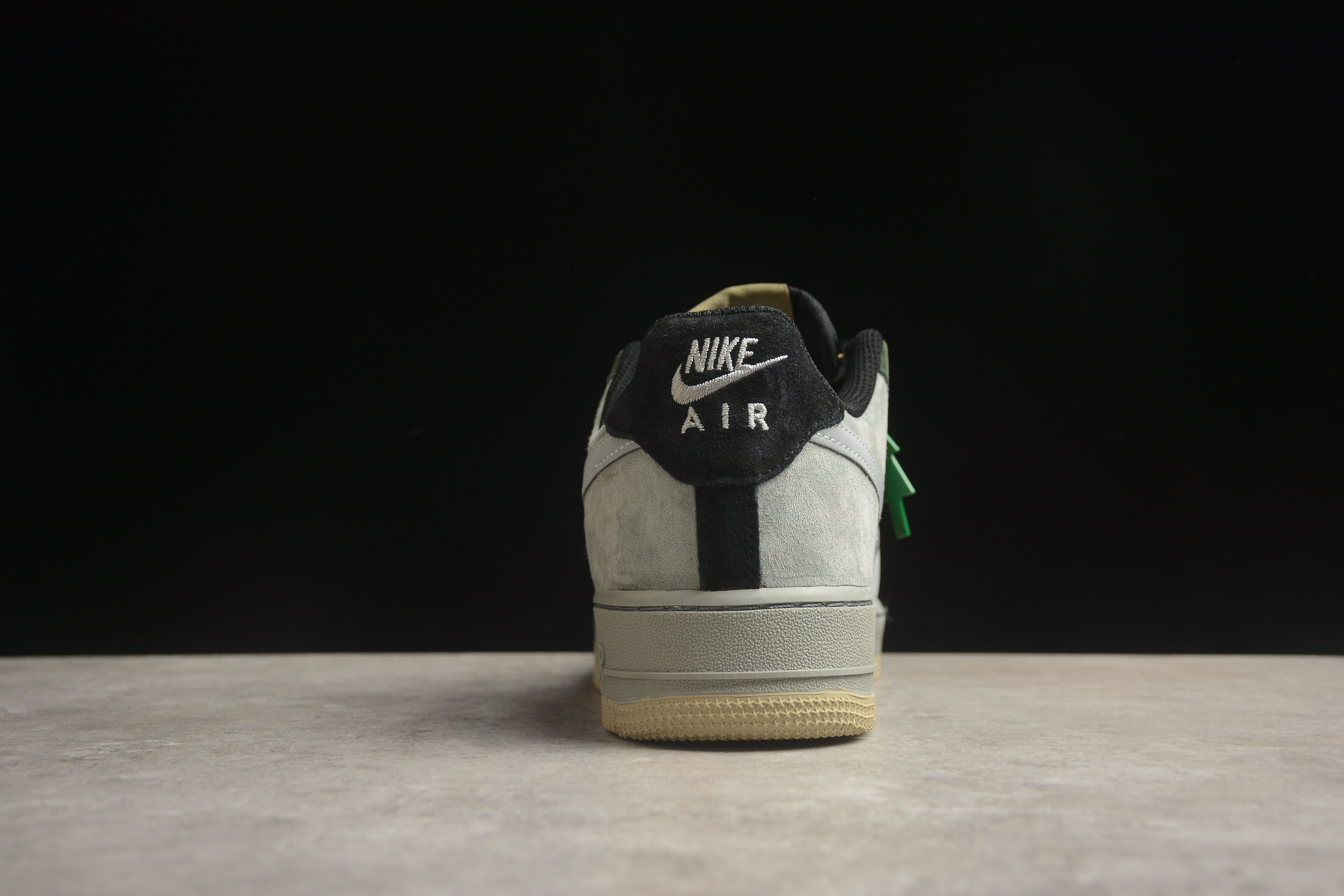 NikeUnisex Air Force 1 AF1- Tree