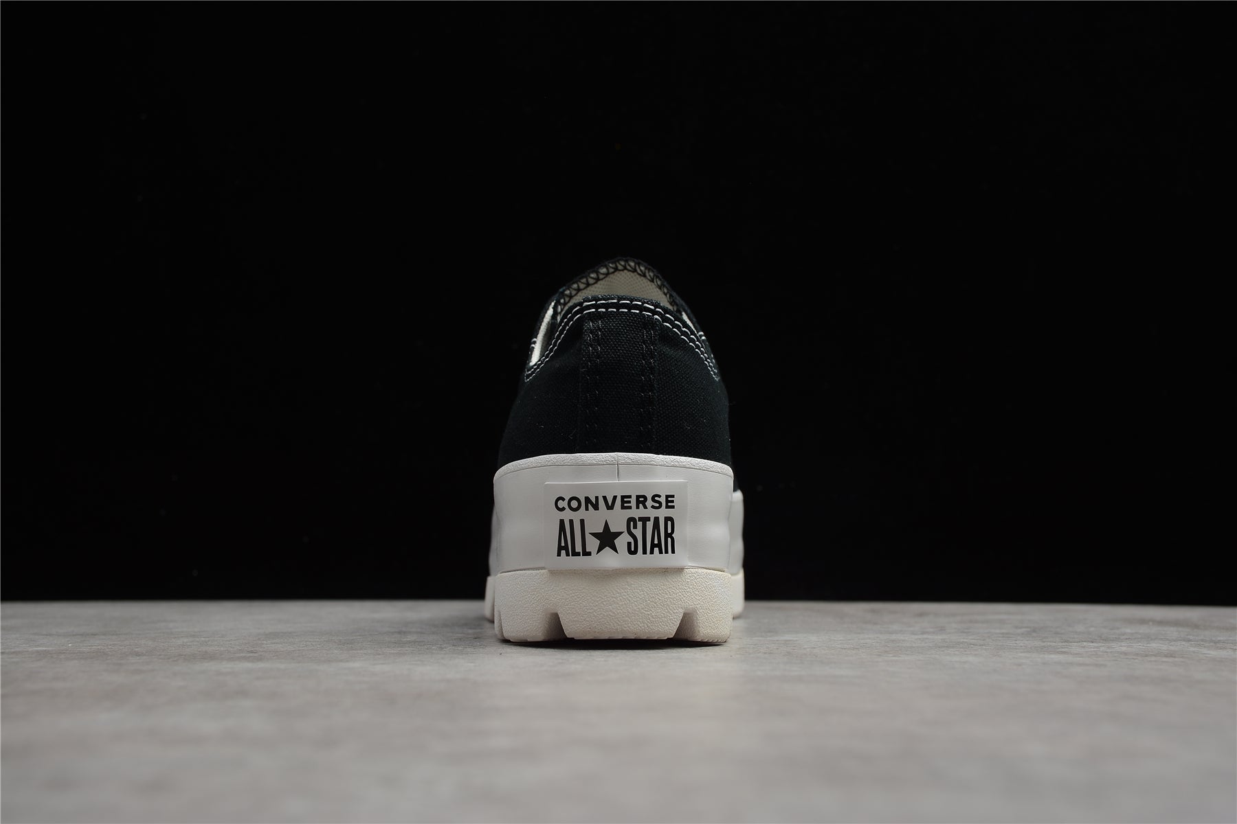 WMNS Converse Taylor All Star Lugged Chuck Low - Black