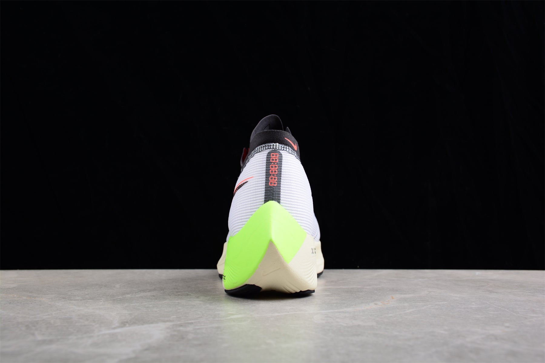NikeMens Air Zoom Vaporfly 2 - Mismatched