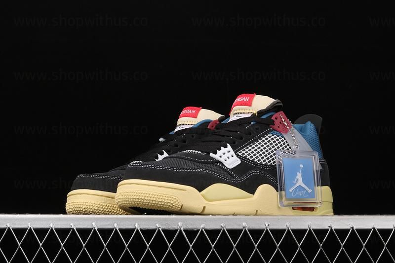 WMNS Union LA x Air Jordan 4 AJ4 Retro - Off Noir