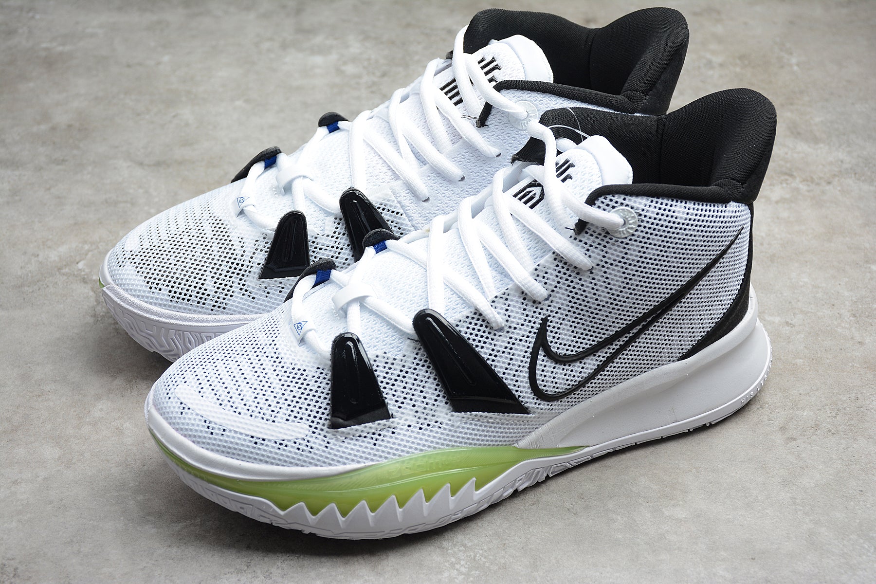 NikeMens Kyrie 7 - Brooklyn Beats