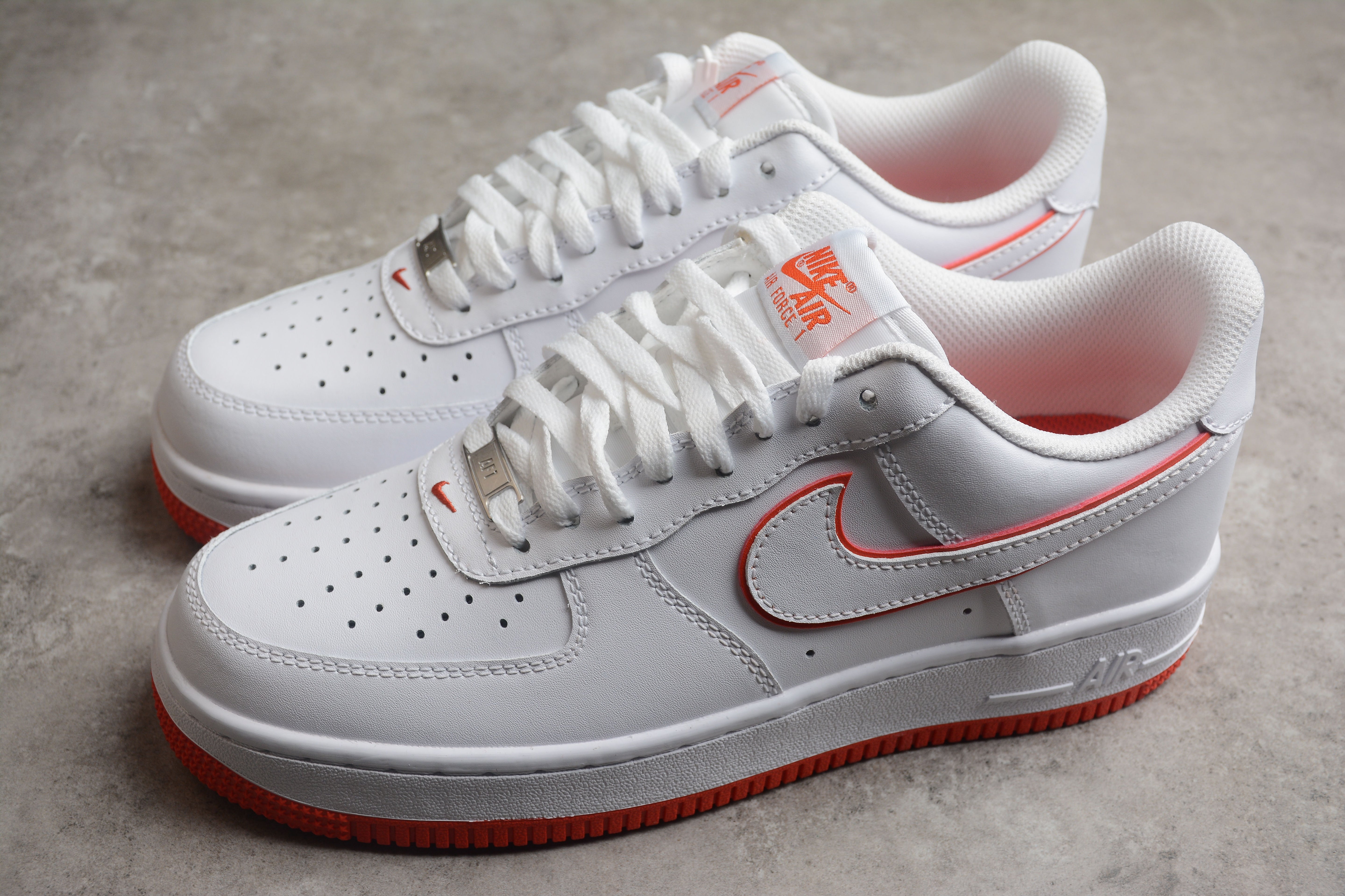 NikeUnisex Air Force 1 AF1 Low - White/Red