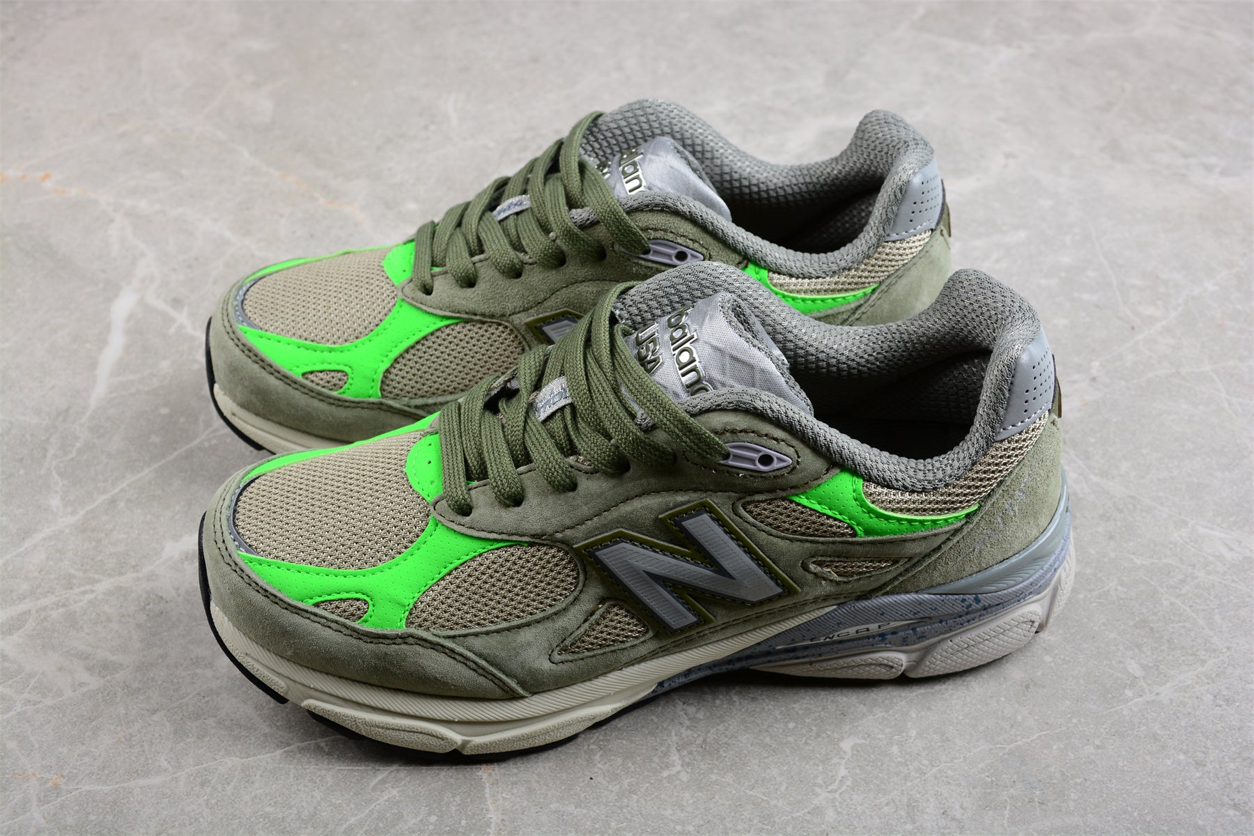 New Balance 990 x Patta - Keep Your Family Close