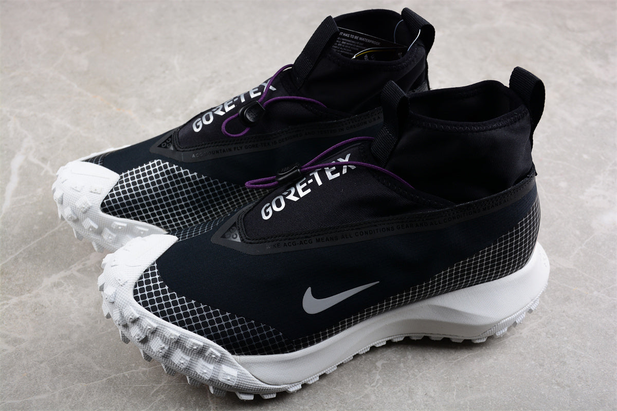 NikeUnisex ACG Mountain Fly Gore Tex - Black