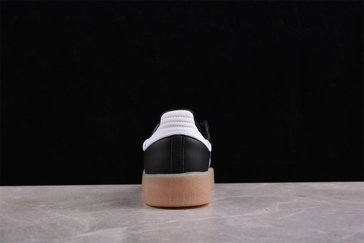 adidasUnisex Samba Gum - Black