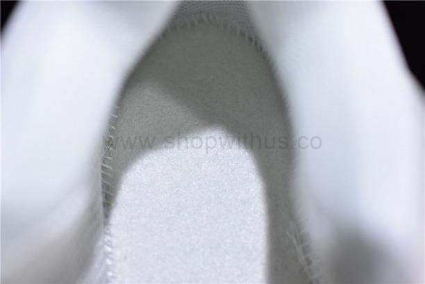 UnisexBalenciaga Triple S Clear Sole - White