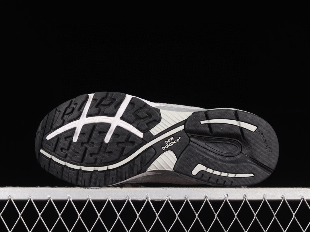 New Balancee 993 - Grey/White