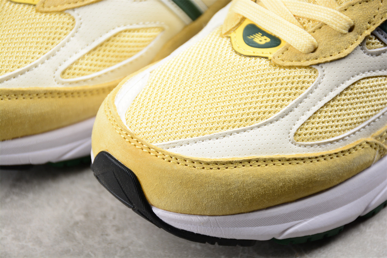 New Balance 990v6 - Lemonade