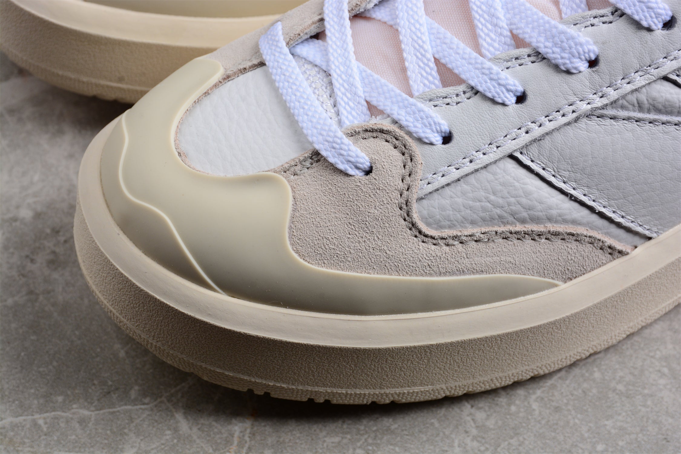 New Balance CT302 - White