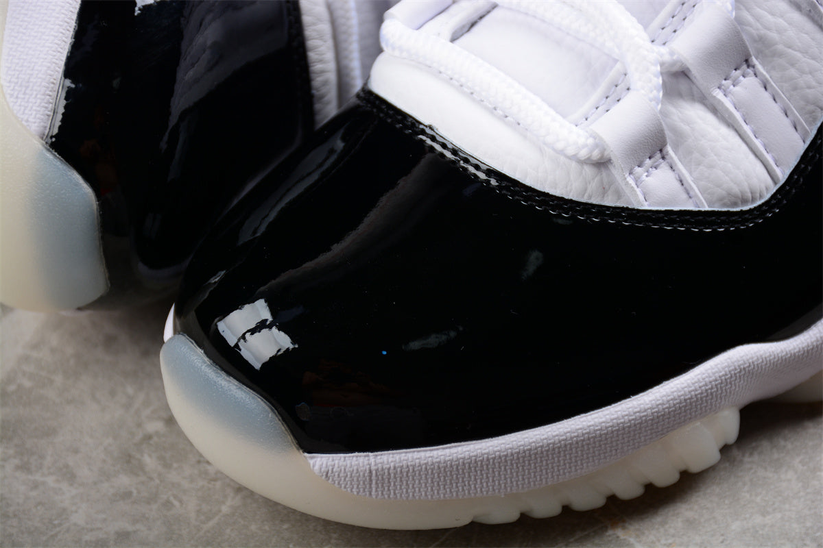 Air Jordan 11 AJ11 DMP - Concord