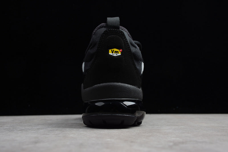 NikeUnisex Air Vapormax Plus - Triple Black