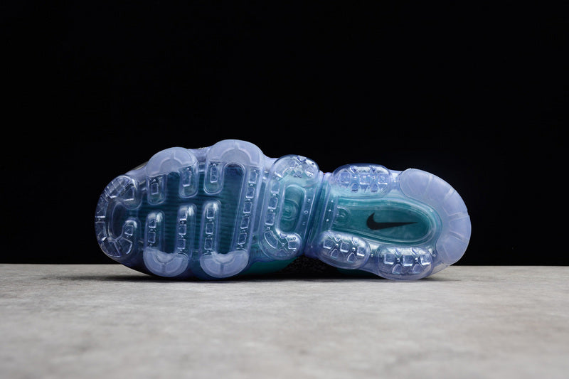 NikeUnisex Air VaporMax 2.0 - Black Hot Punch
