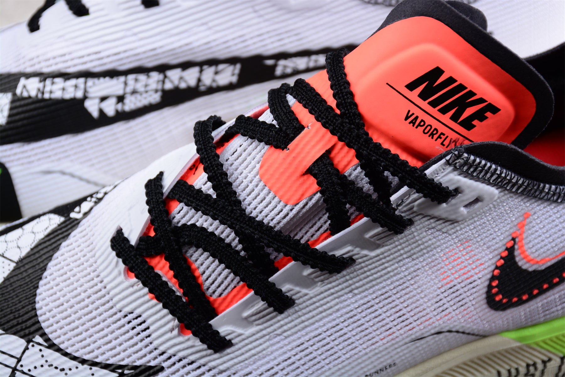 NikeMens Air Zoom Vaporfly 2 - Mismatched