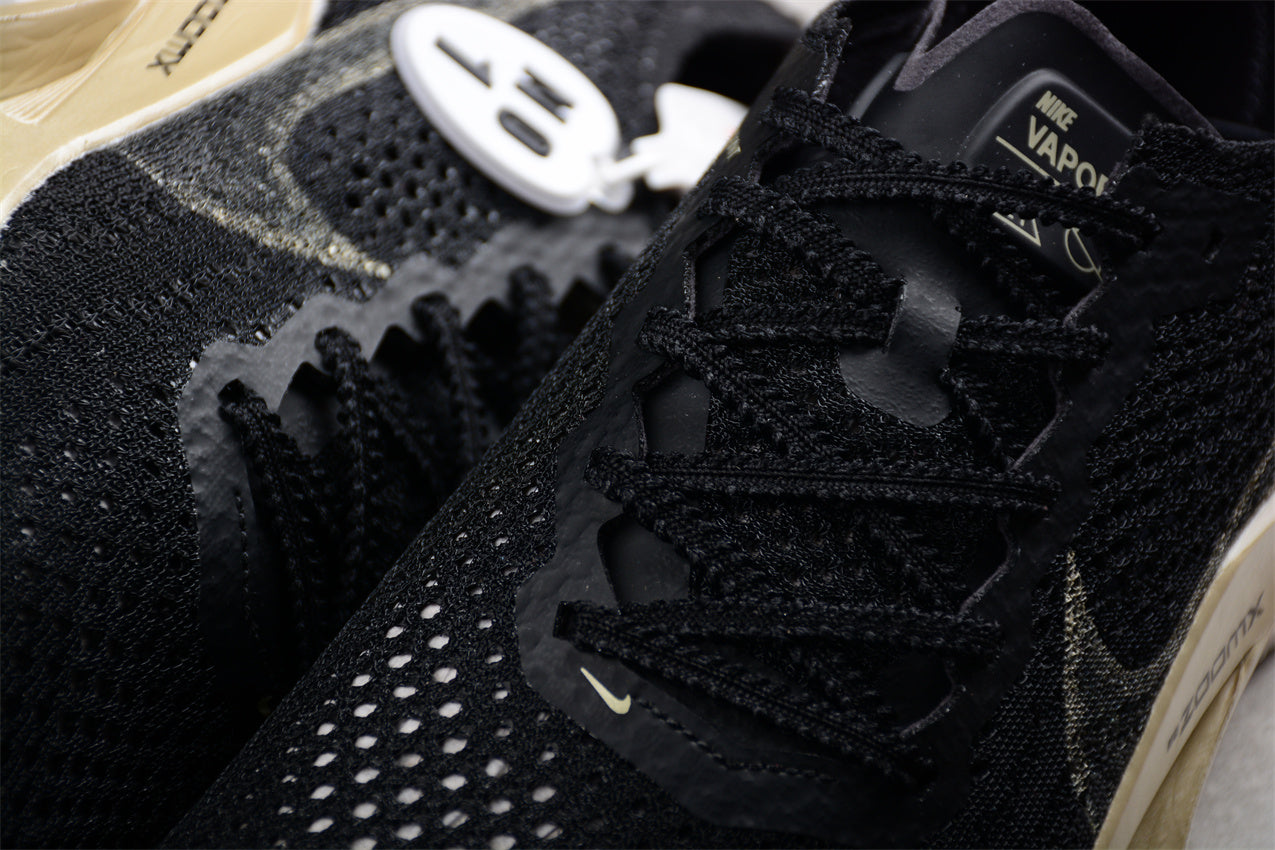 NikeUnisex Vaporfly Next 3 - Black/Gold