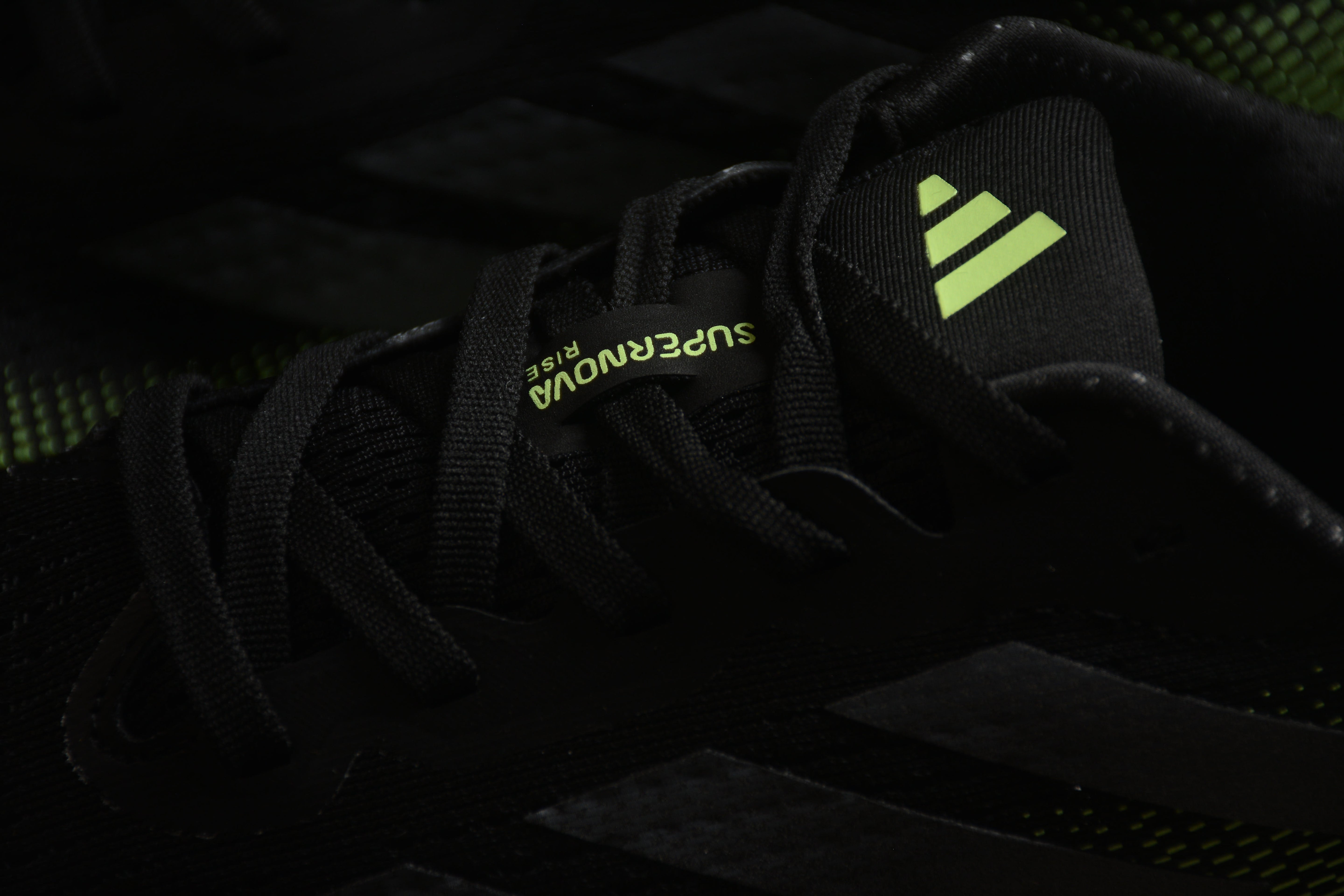 adidasMens Supernova Rise - Neon Strike