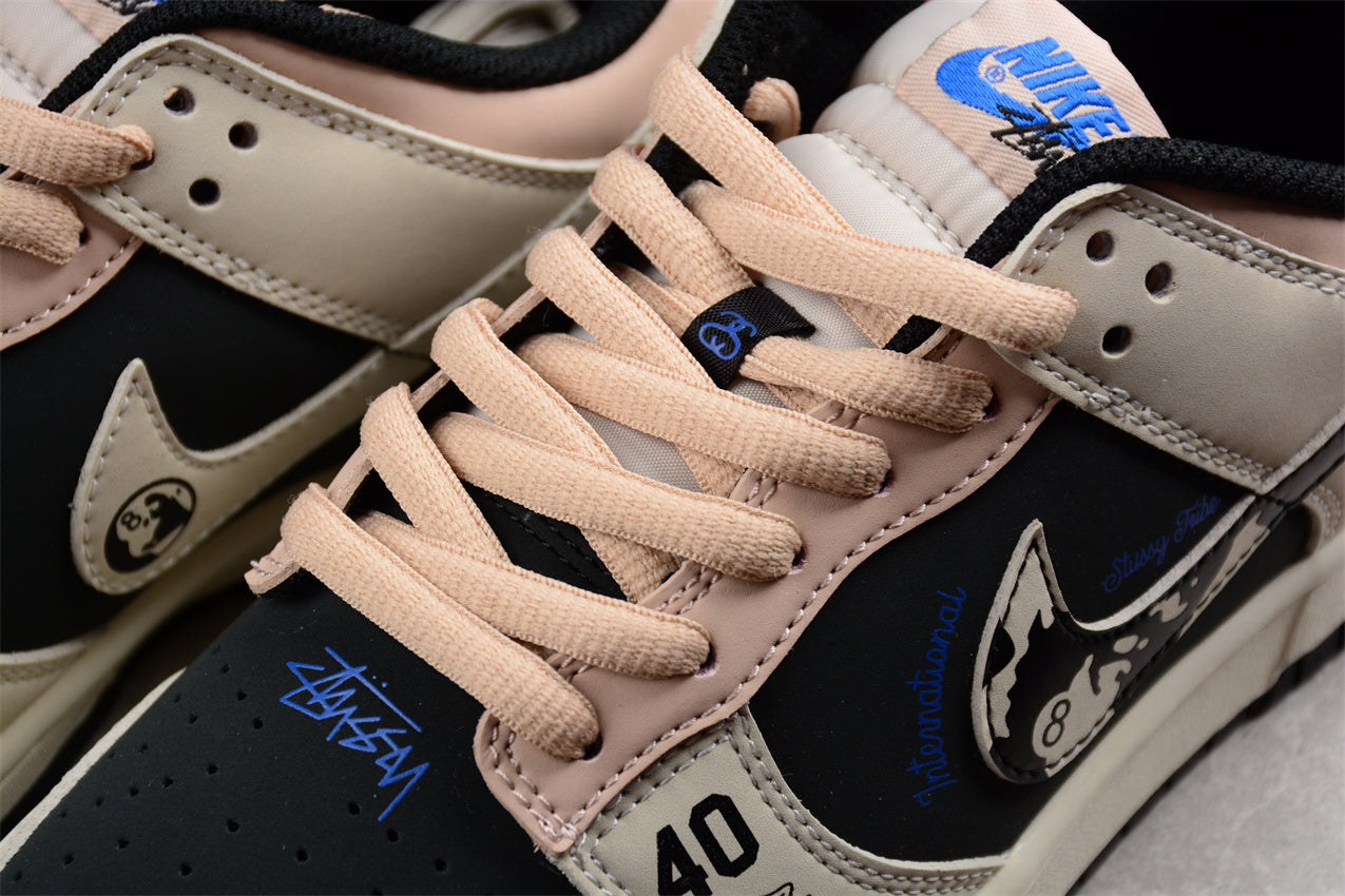 Stussy x NikeUnisex Dunk Low - Black
