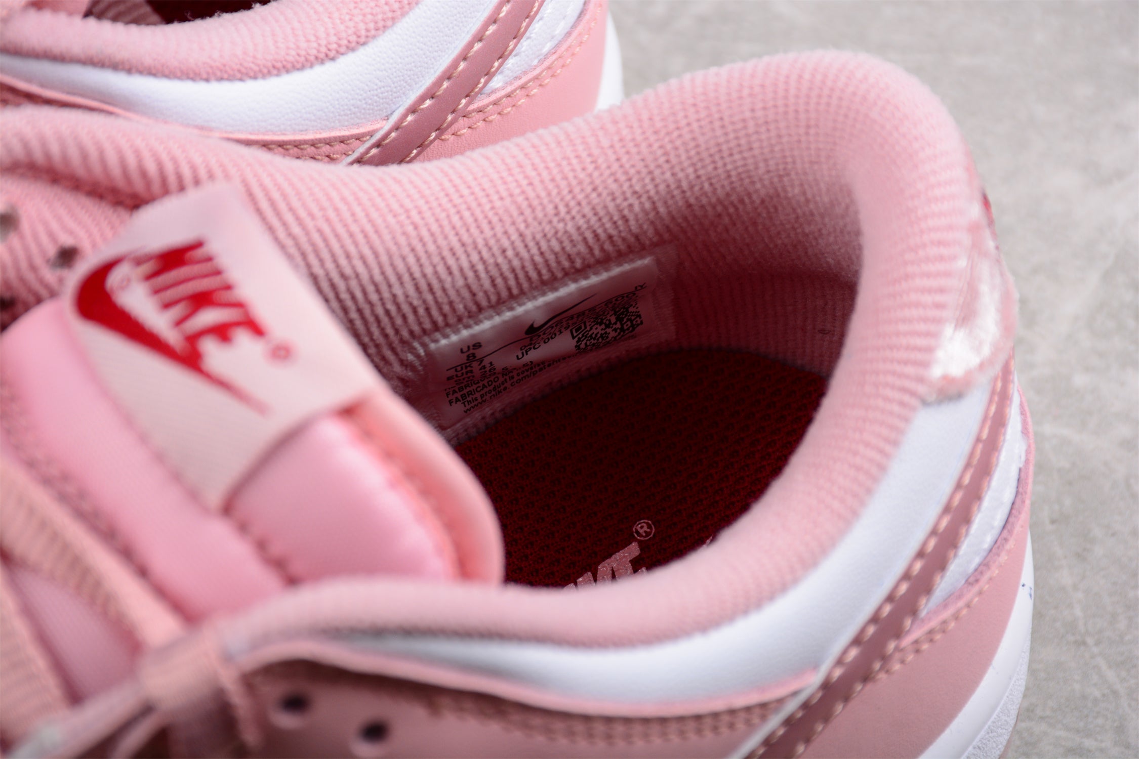 NikeWMNS SB Dunk Low - Pink Velvet