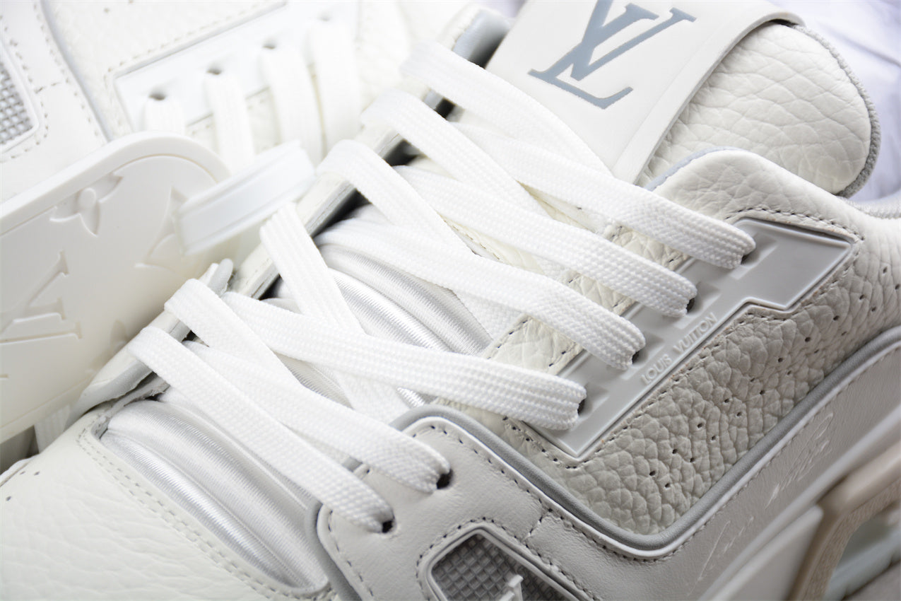 LouisVuitton Trainer Signature - White