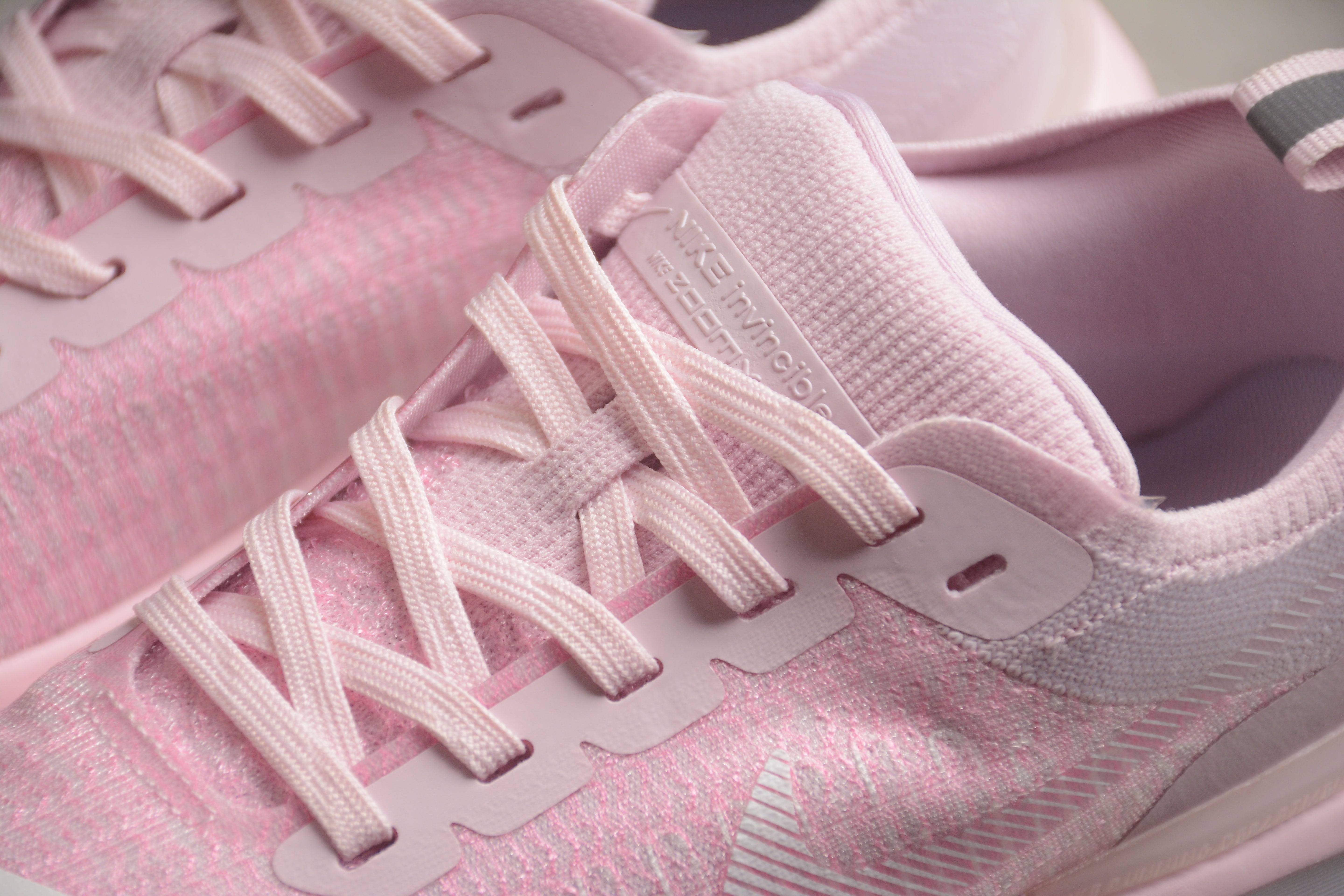 NikeMens Zoom x Invincible Run Fk 3 - Pink
