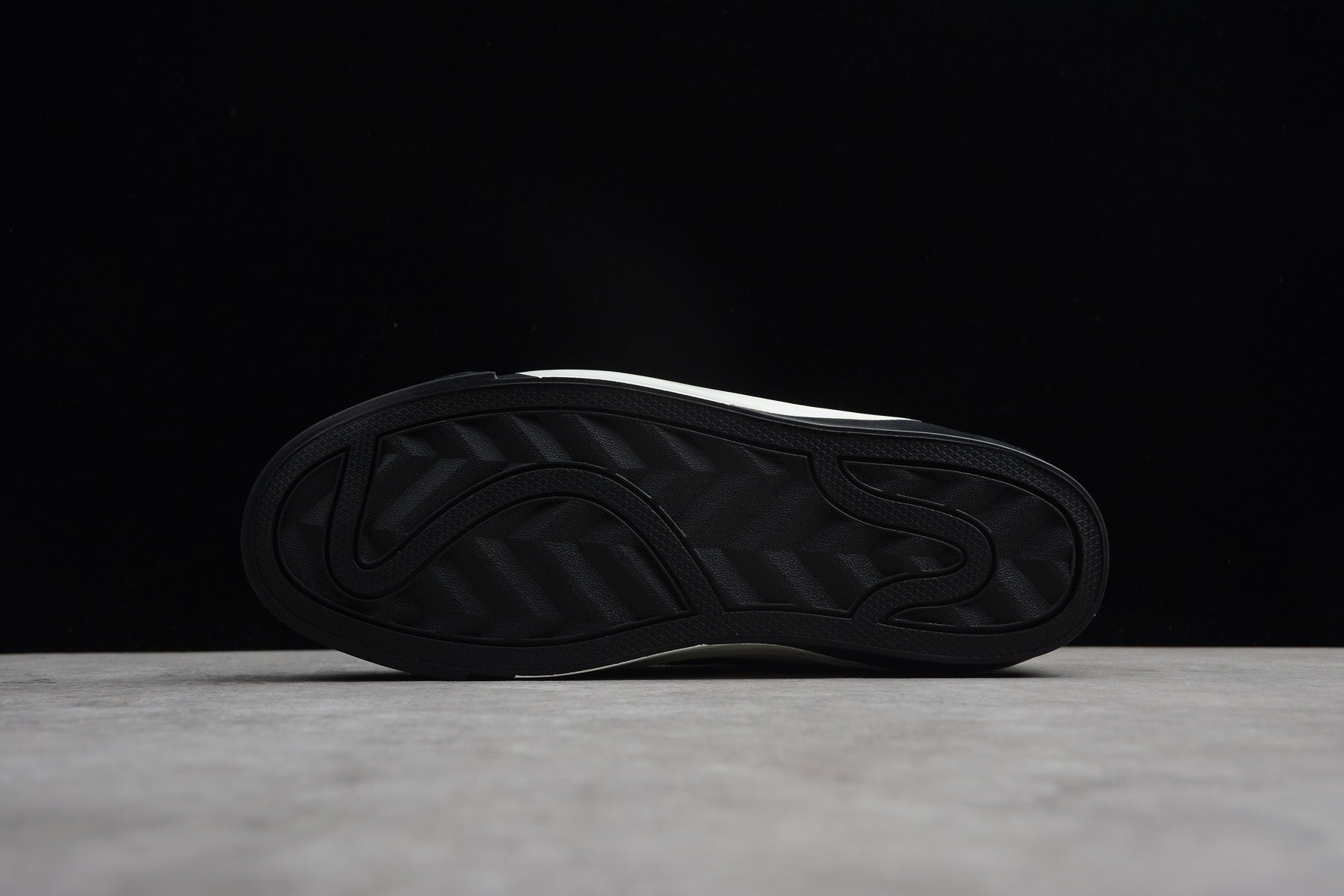 NikeUnisex Blazer City Low LX - "Black White"