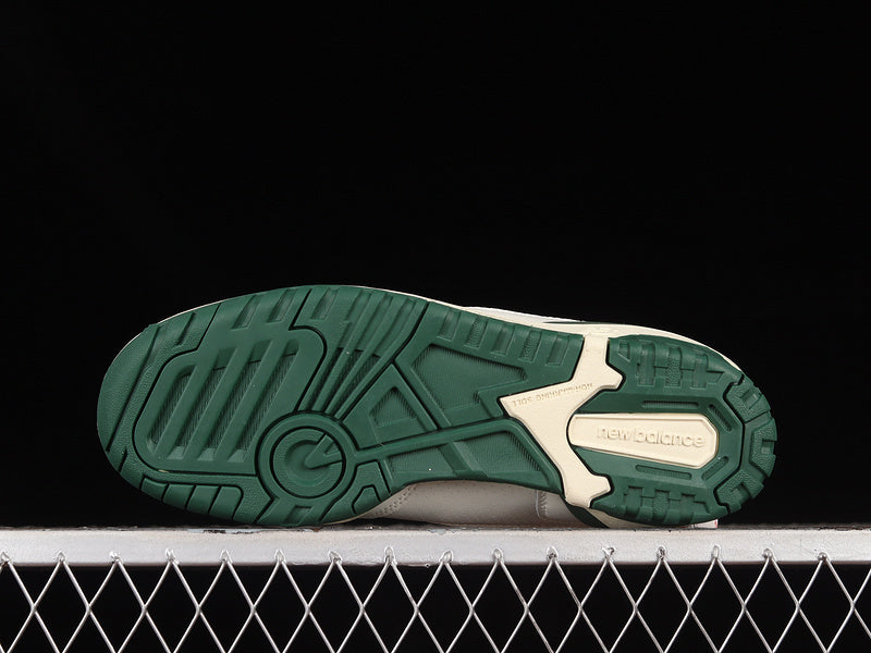 New Balance 550 - Evergreen White
