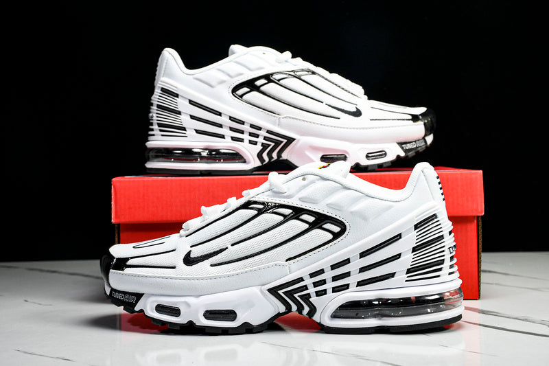 NikeUnisex Air Max Plus 3 White/Black
