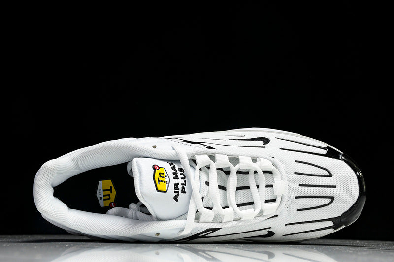 NikeUnisex Air Max Plus 3 White/Black