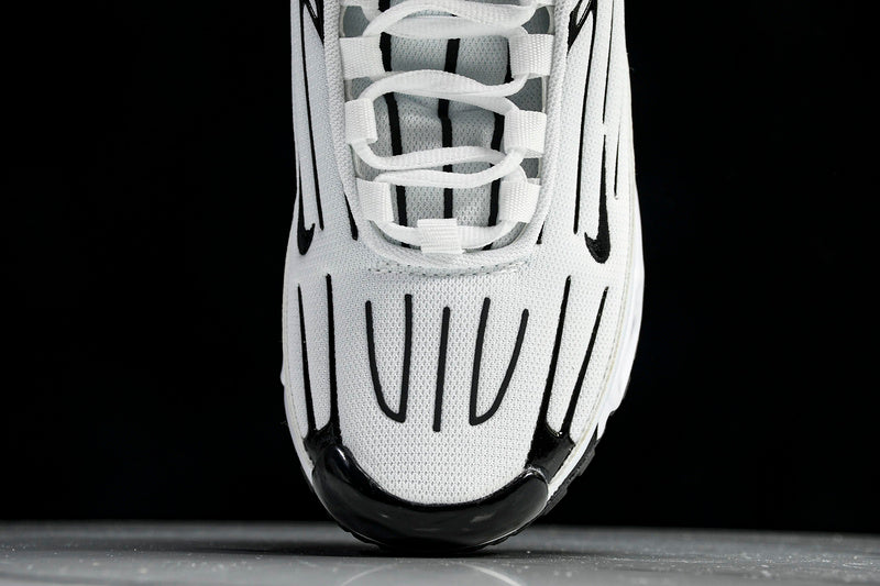 NikeUnisex Air Max Plus 3 White/Black