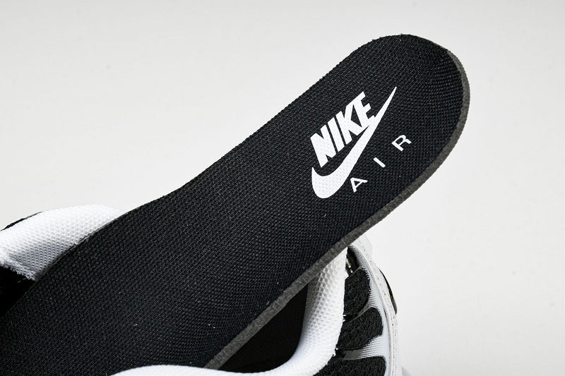 NikeUnisex Air Max Plus - Black/White