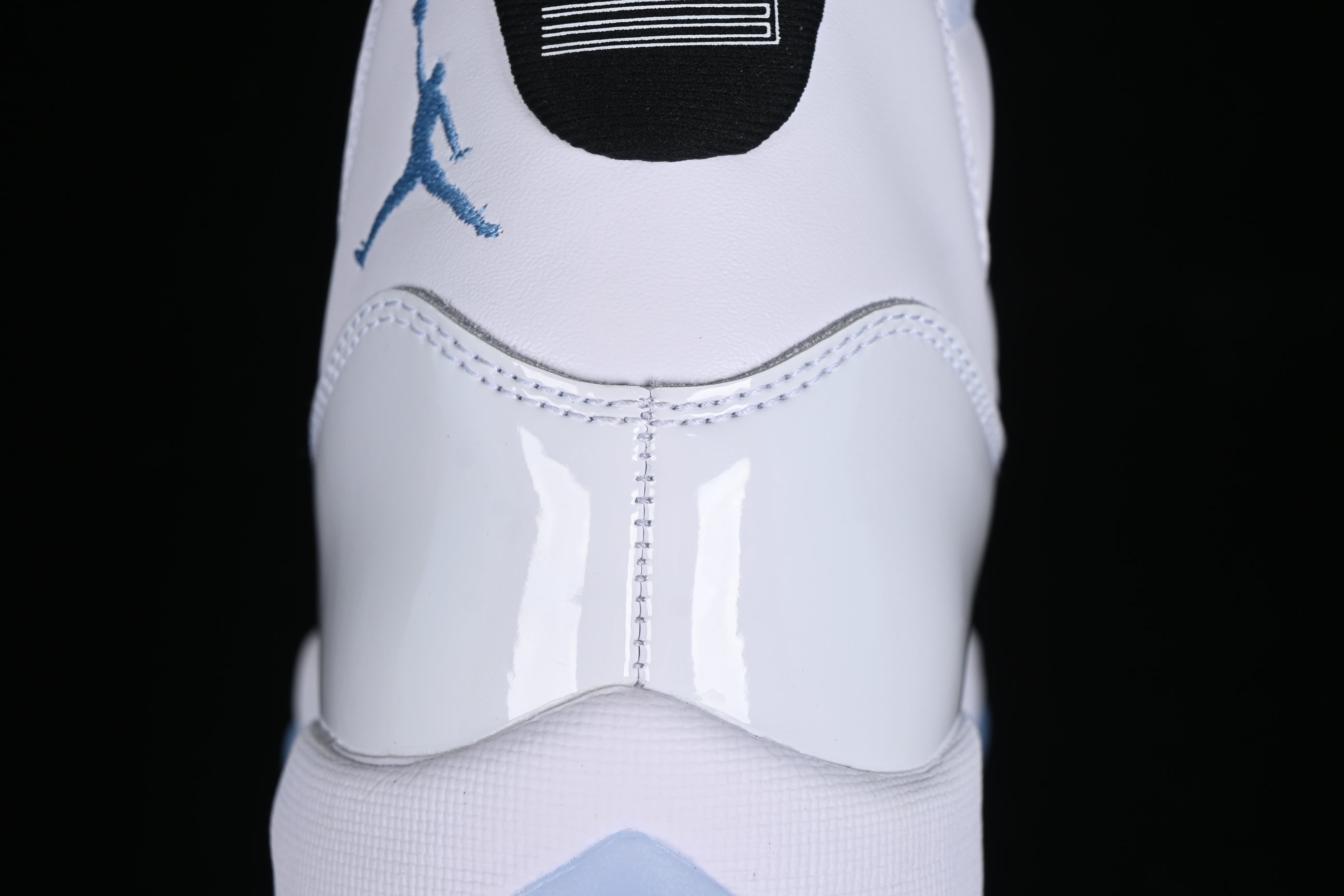 Air Jordan 11 AJ11 Retro - Legend Blue