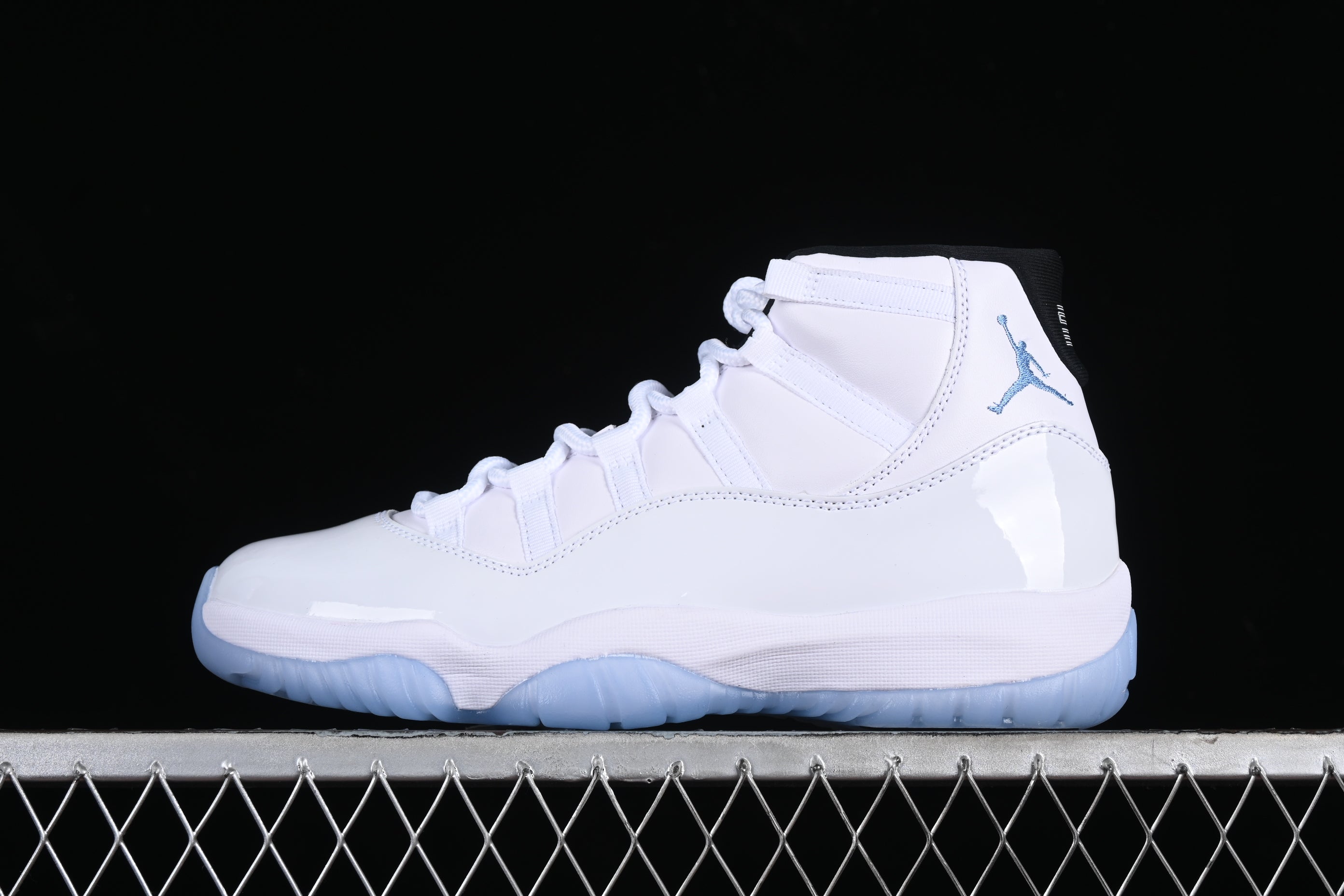 Air Jordan 11 AJ11 Retro - Legend Blue