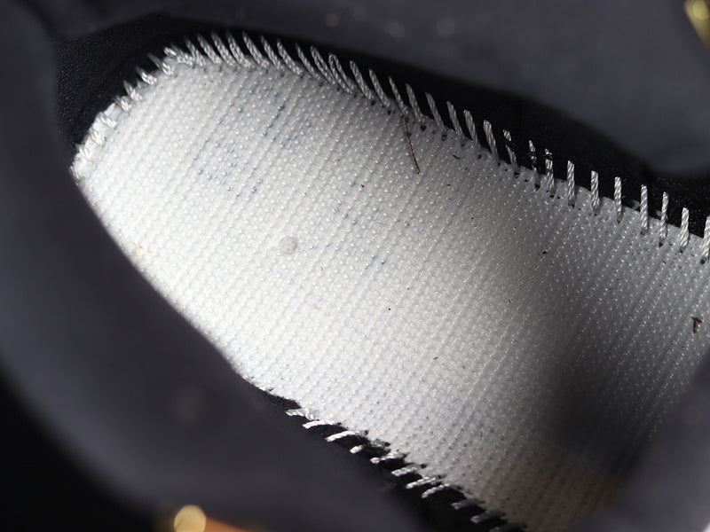 Air Jordan 12 Retro - Black Taxi