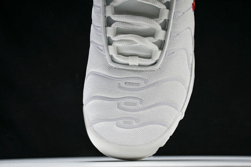 NikeUnisex Air Max Plus TN - White