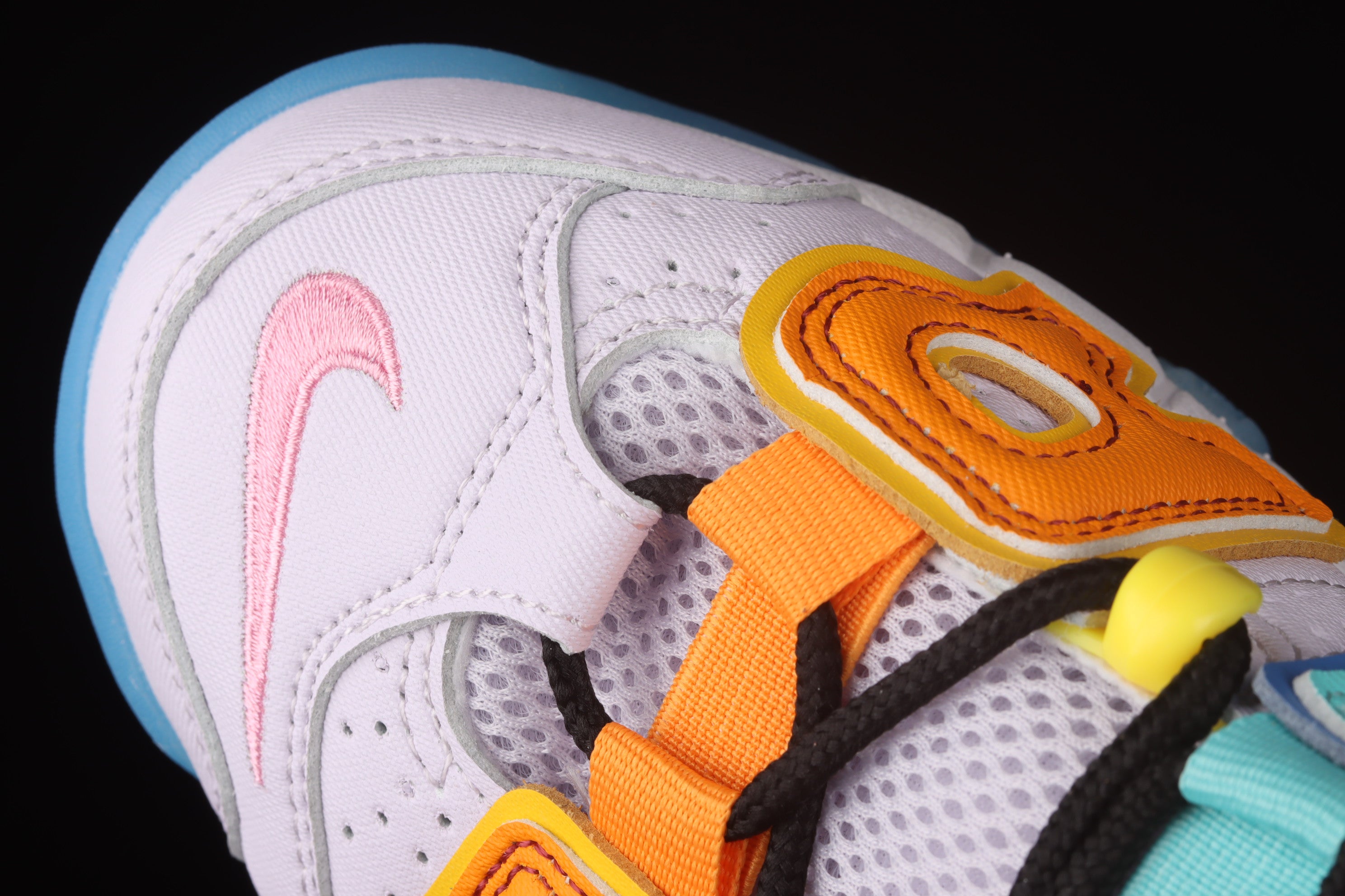 NikeUnisex Uptempo - Multi-Color