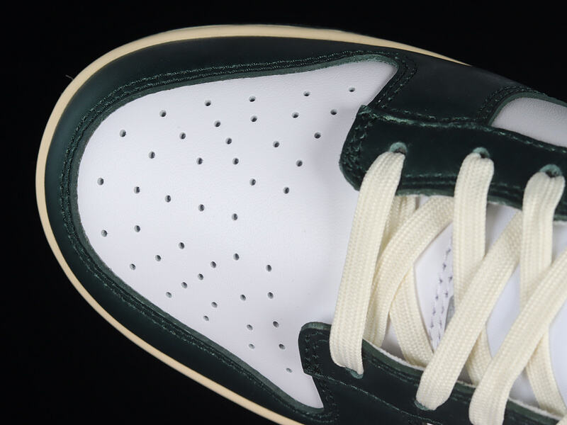 NikeUnisex Dunk Low - Vintage Green