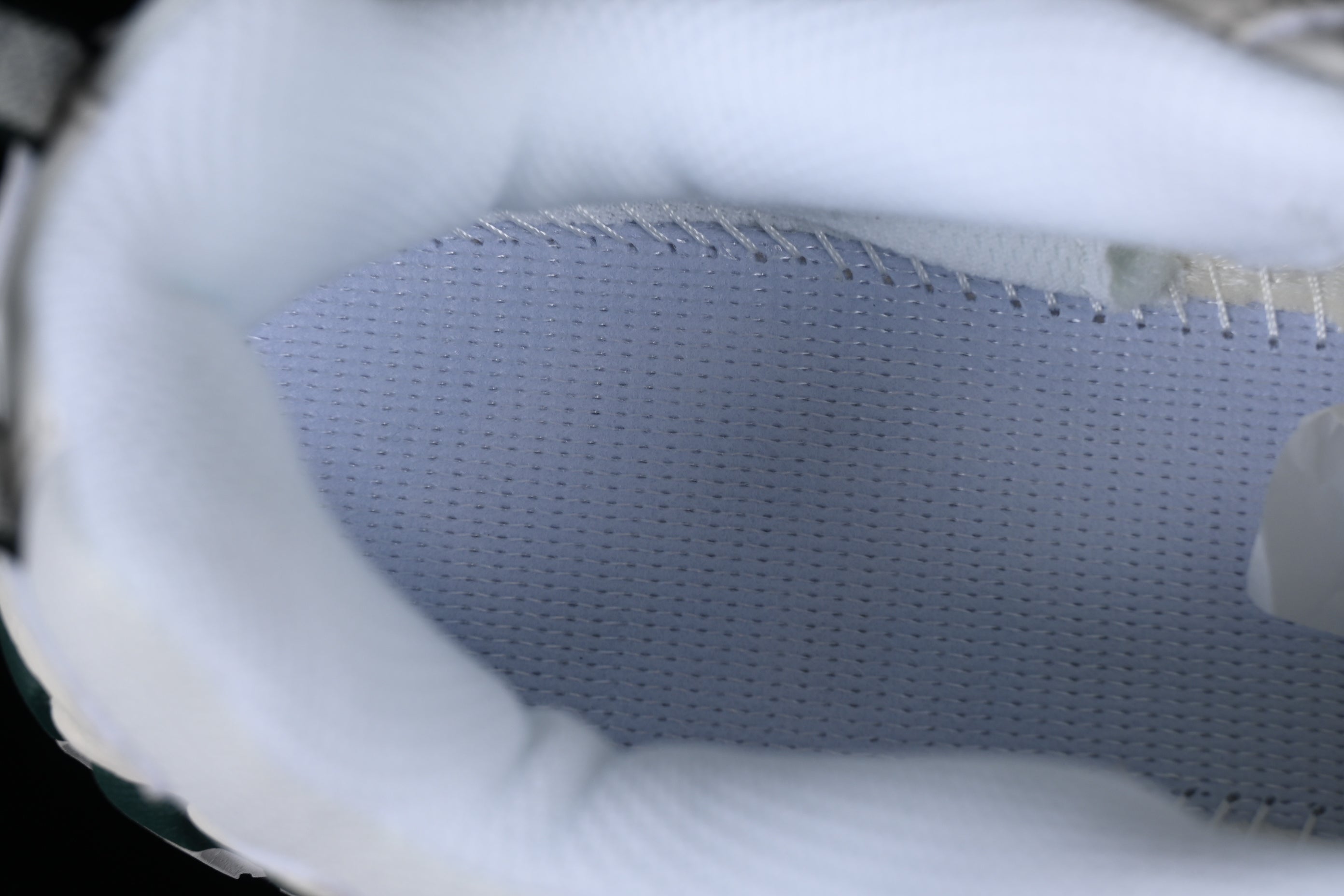 New Balance 610 - Angora