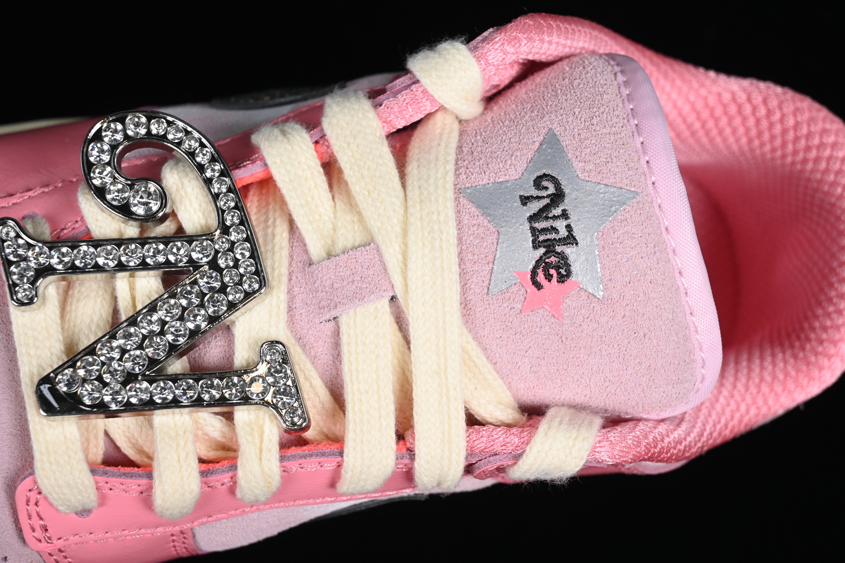 NikeUnisex Dunk Low LX - Barbie
