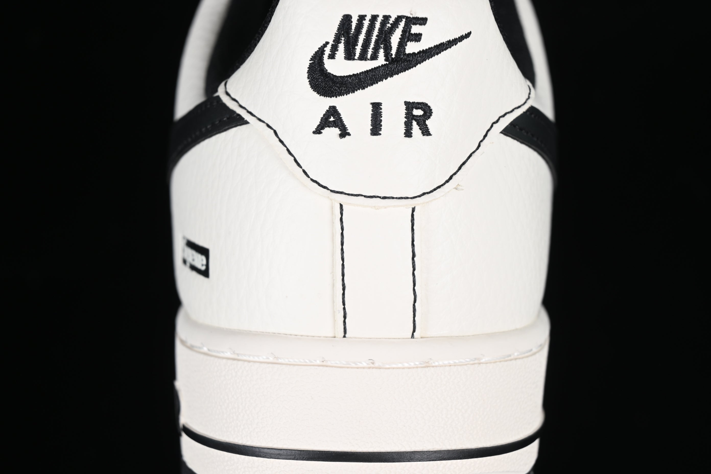 NikeMens Air Force 1 AF1 Low - Supreme