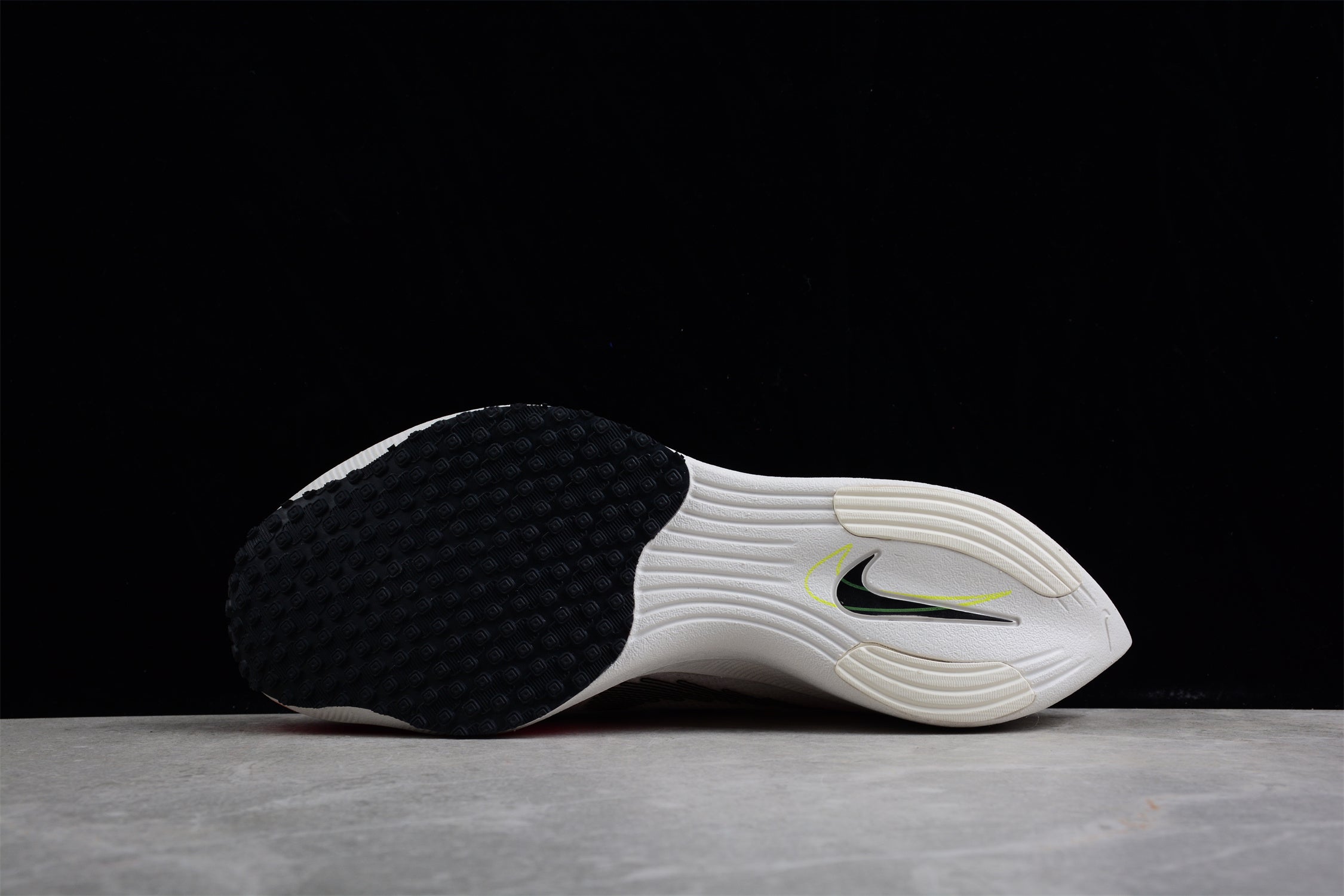 NikeUnisex ZoomX Vaporfly Next - White