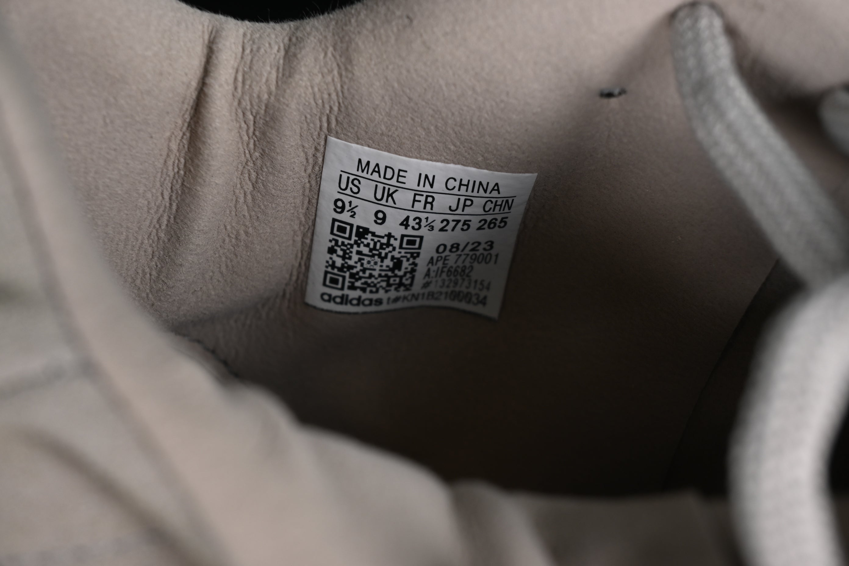 adidasUnisex x Fear Of God Athletics 86 - talc