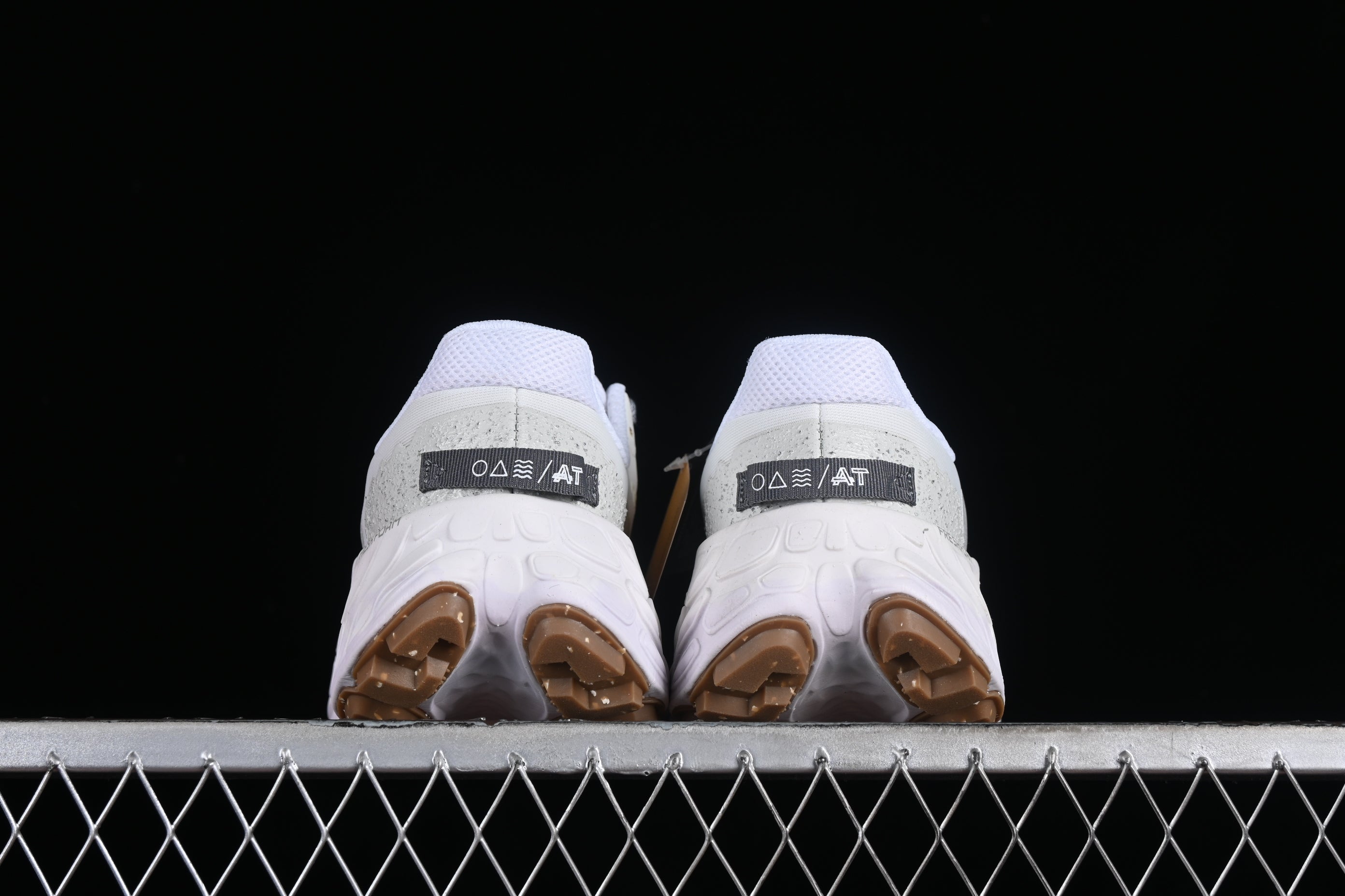 New Balance Fresh Foam x More Trail - Trail White