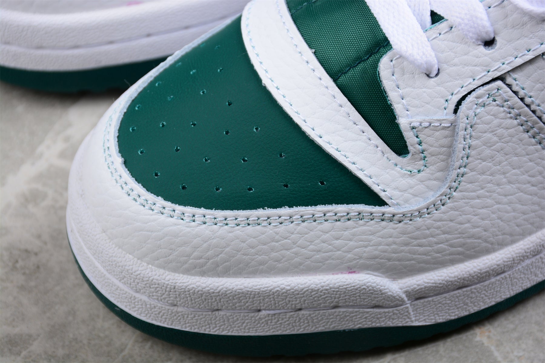 adidasUnisex Forum Exhibit - Collegiate Green