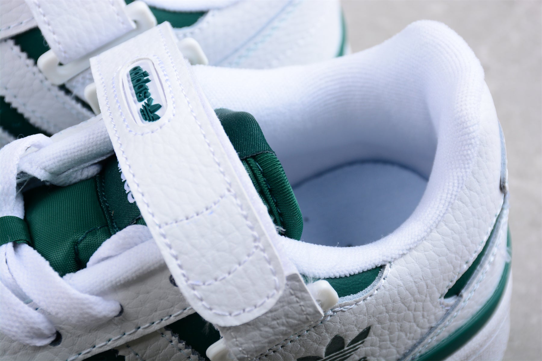 adidasUnisex Forum Exhibit - Collegiate Green