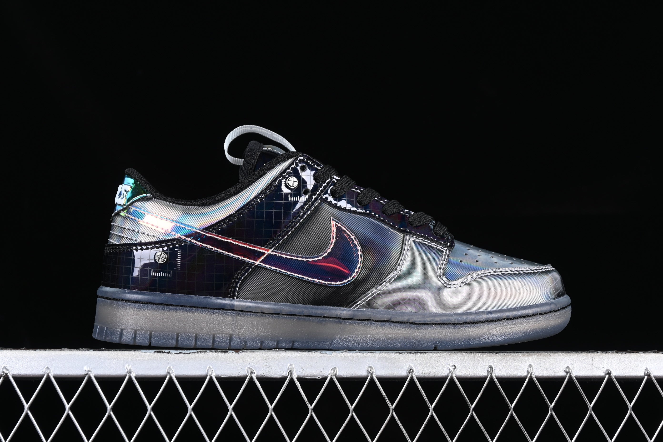 NikeSB Dunk Low - Hyperflat