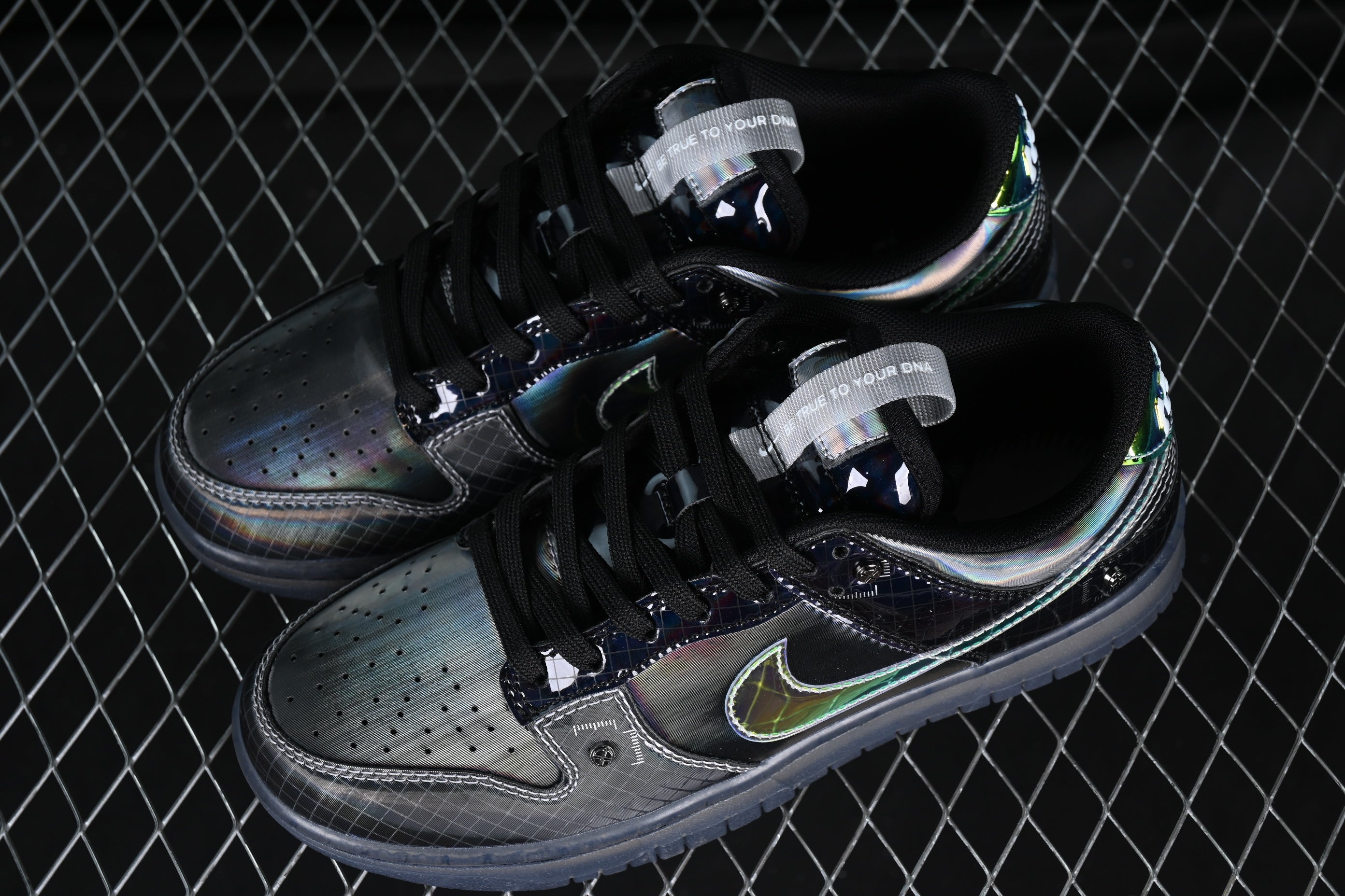 NikeSB Dunk Low - Hyperflat